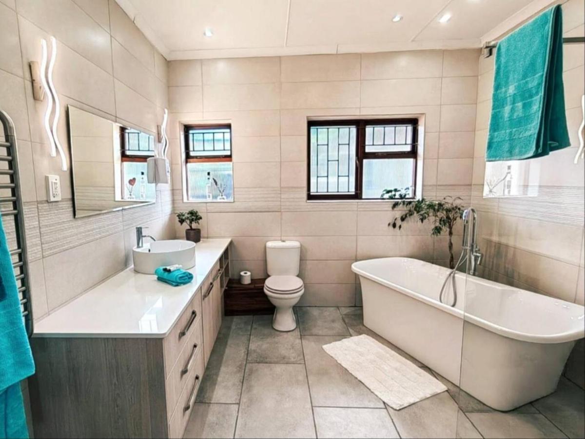 Aviators Paradise Guest House Mossel Bay Bagian luar foto